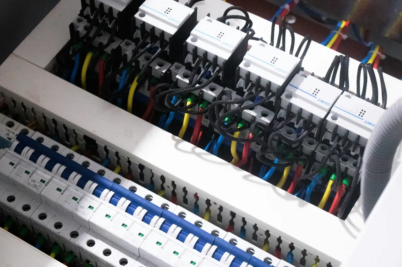 Electrical & safety systems